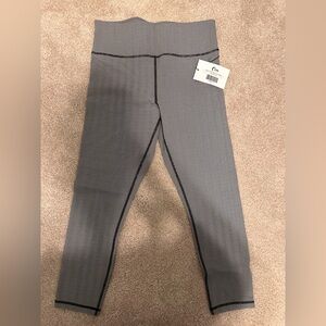 Zyia Black Herringbone Hi-Rise 7/8, 24” leggings